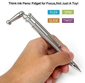 Stylo fidget en métal avec corps à ressort flexible et pince magnétique, tenu en écrivant