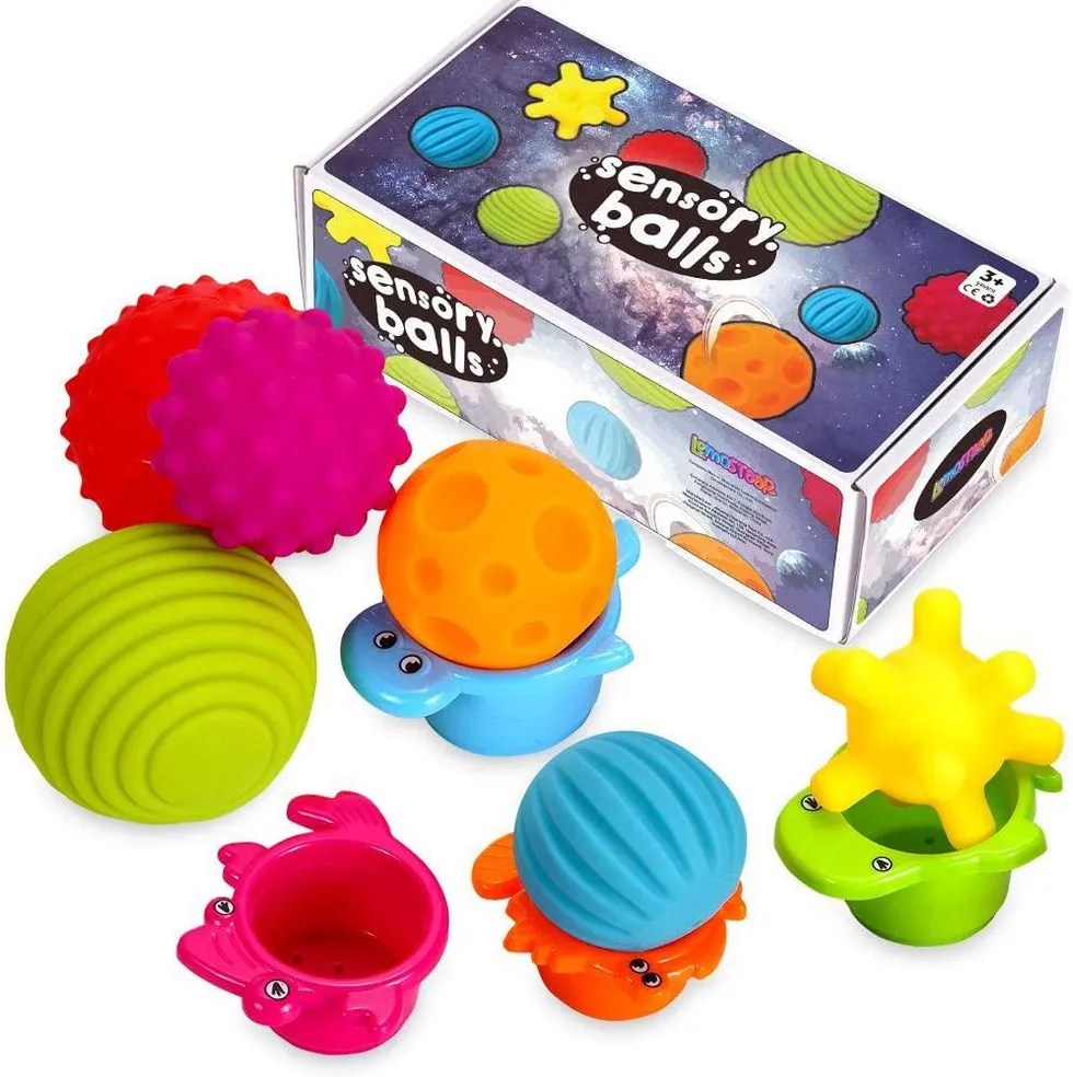 Ensemble de balles sensorielles texturées de formes, de couleurs et de surfaces variées pour le jeu tactile