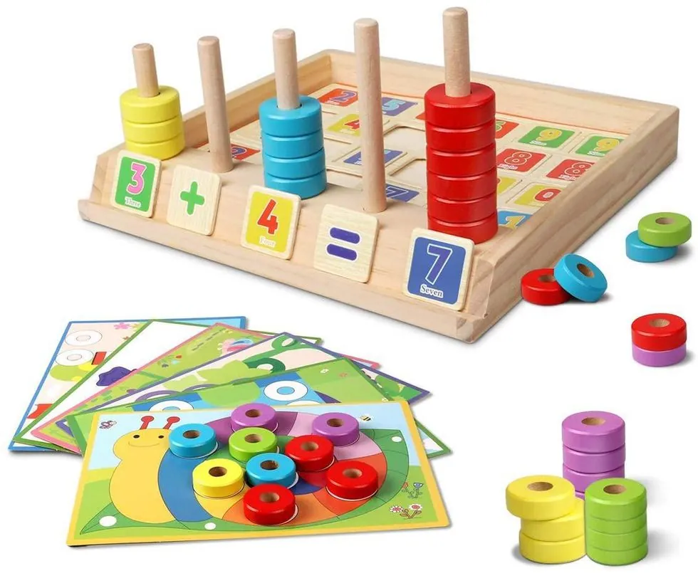 Planche de comptage et d'empilage en bois avec cartes de chiffres — un jeu de résolution de problèmes à faire à plusieurs